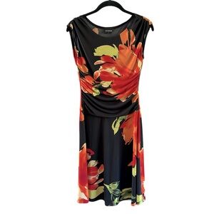 Like New En Focus Studio Dress Sleeveless Floral Gathering at Sides size 6